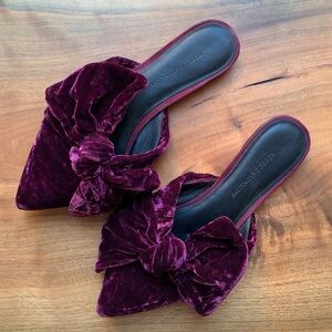 Rebecca Minkoff Alexis Bow Mule Slippers in Burgundy Velvet | Size 8